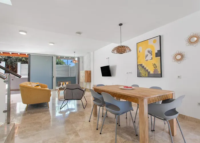 Casa Alicia קורלחו